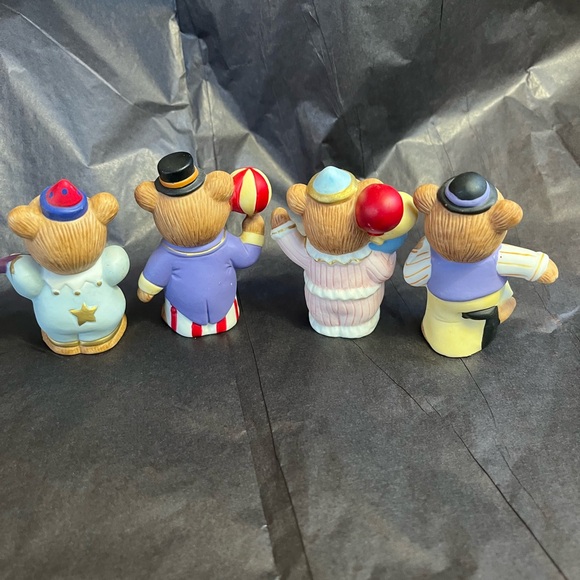 Homeco bears 3 sets thanksgiving/autumn, bear band and circus total of 14 bears - Picture 2 of 9